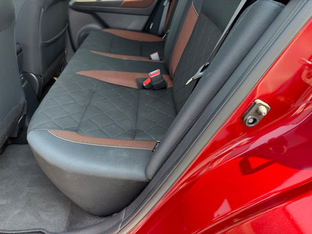 Used 2020 Nissan Kicks SR image 30