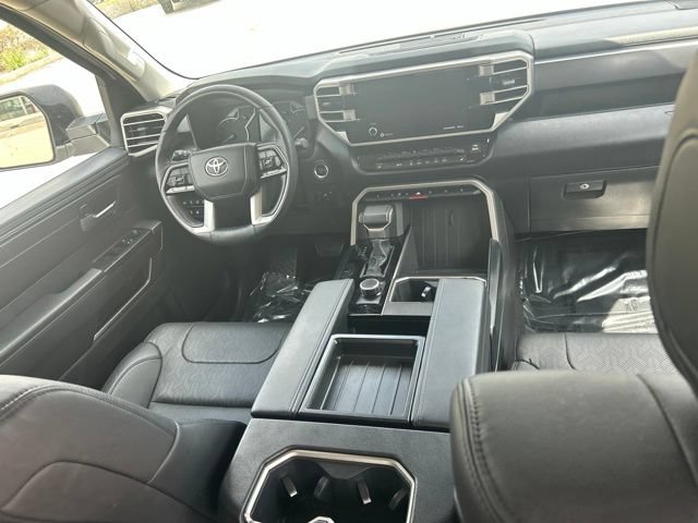 Used 2023 Toyota Tundra SR5 w/ SR5 Premium Package RWD image 18