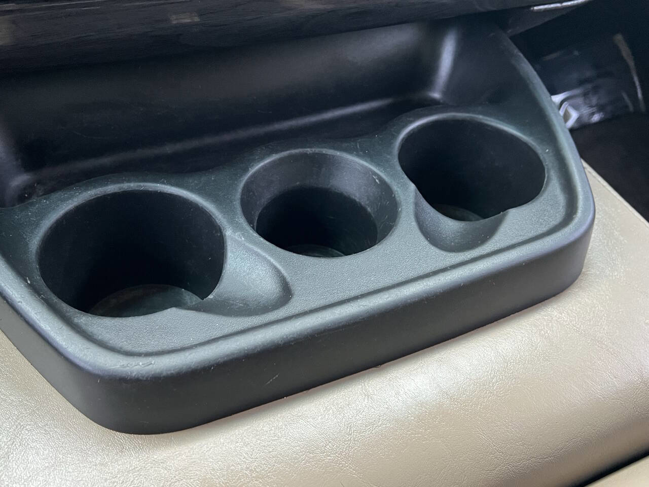 Used 2014 GMC Savana 1500 image 30