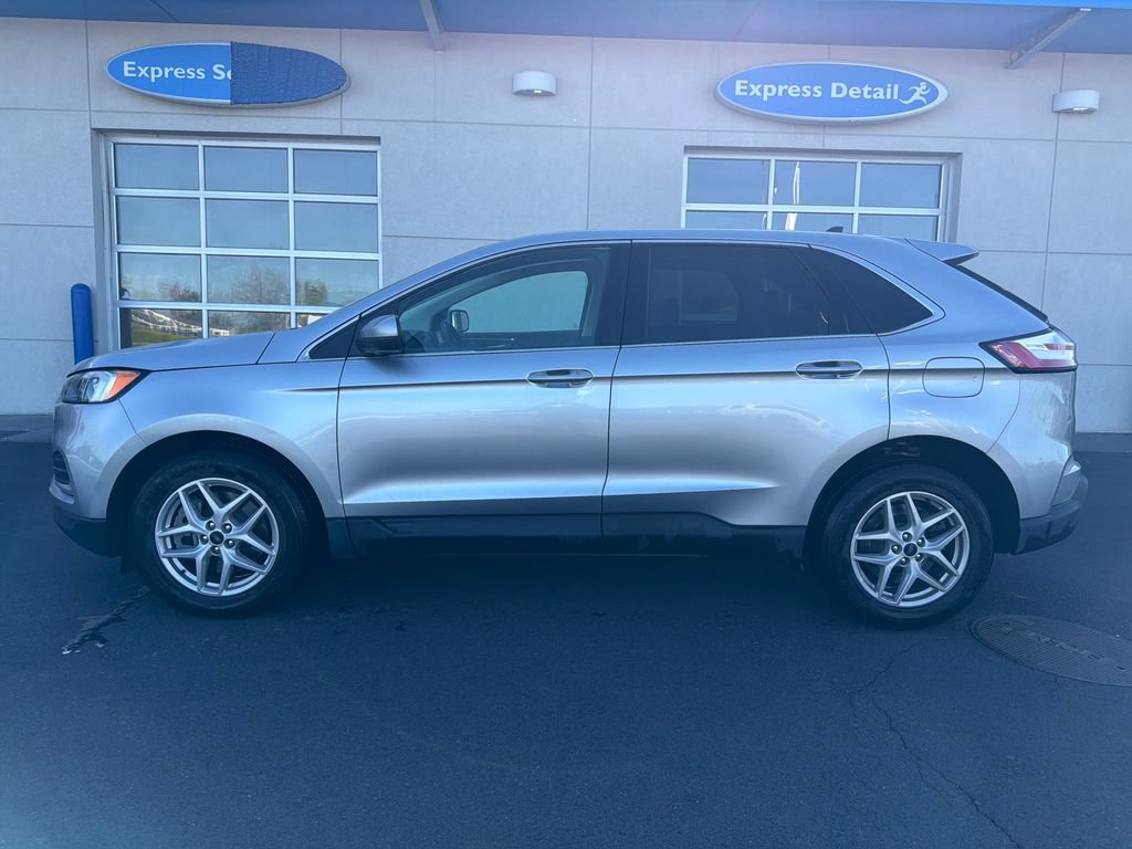 Used 2023 Ford Edge SEL AWD/4WD image 2
