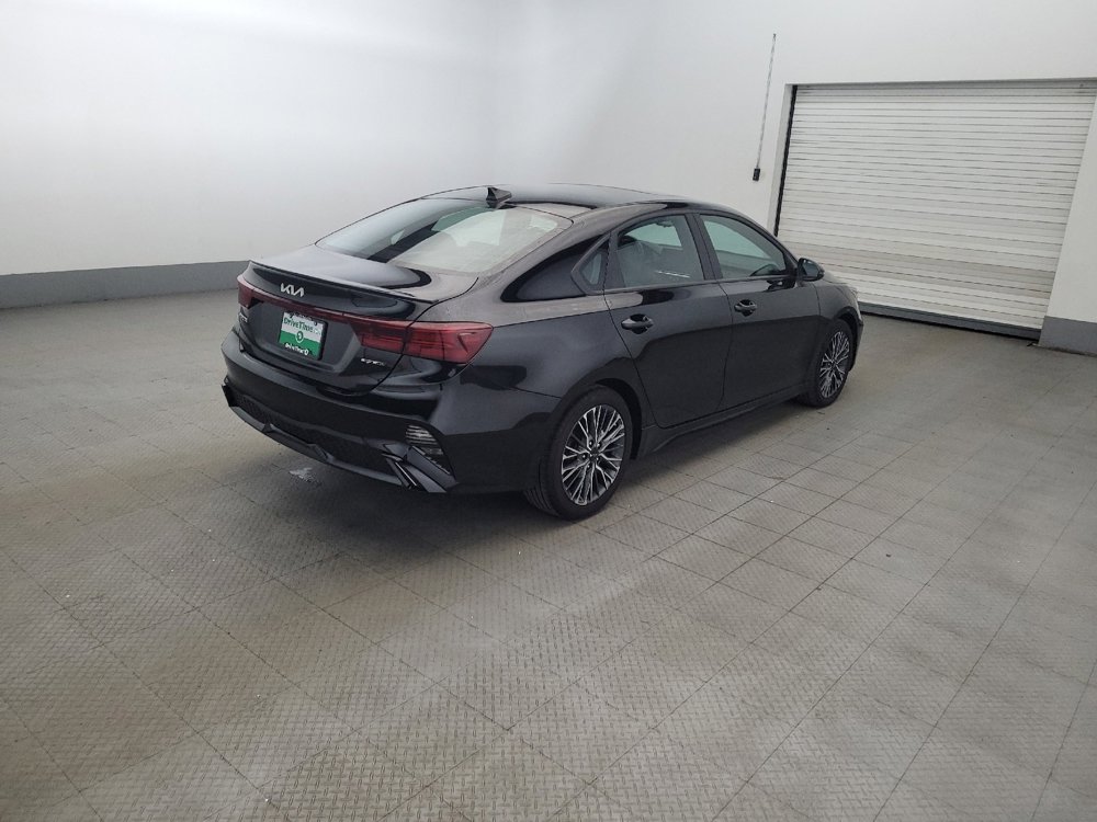 Used 2023 Kia Forte GT-Line w/ GT-Line Premium Package FWD image 9