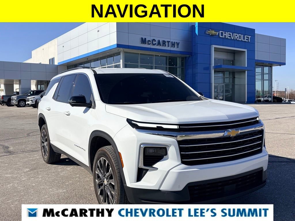 Used 2024 Chevrolet Traverse LT