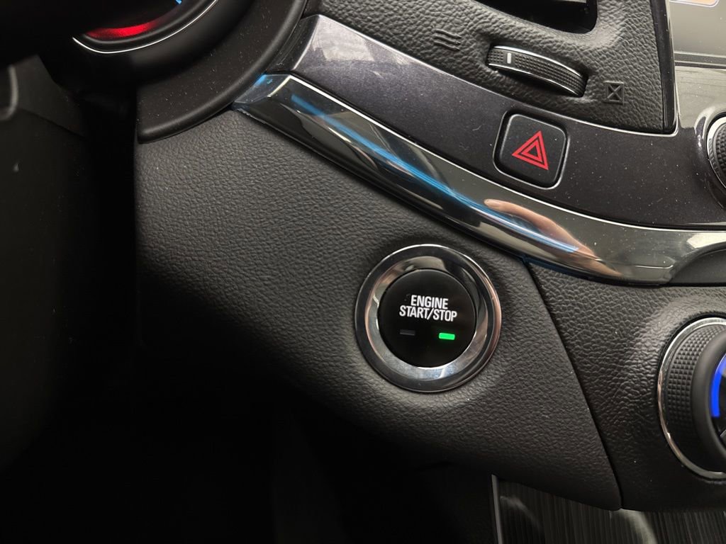 Used 2017 Chevrolet Impala Premier w/ Enhanced Convenience Package image 33