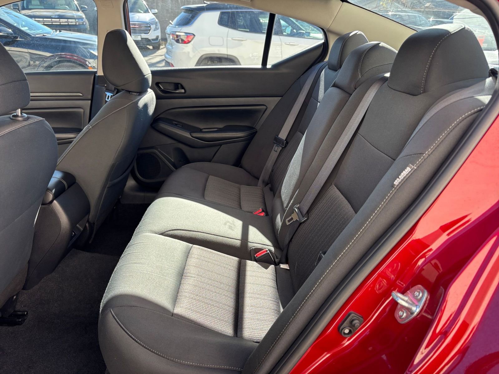 Used 2025 Nissan Altima 2.5 SV image 25