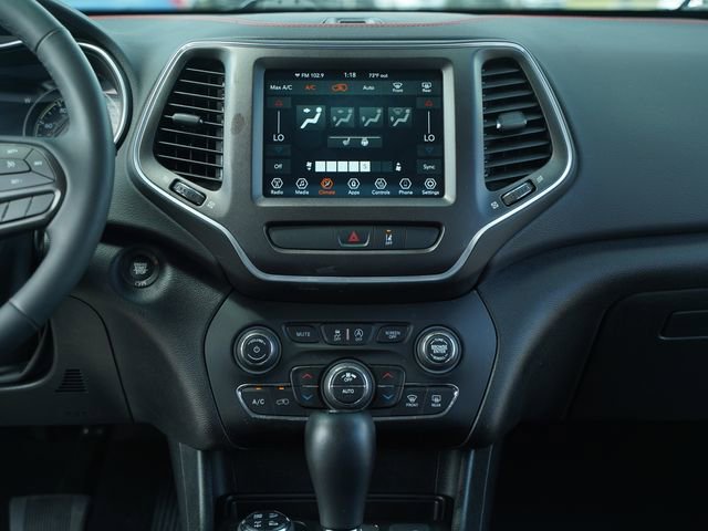 Used 2022 Jeep Cherokee Trailhawk image 29