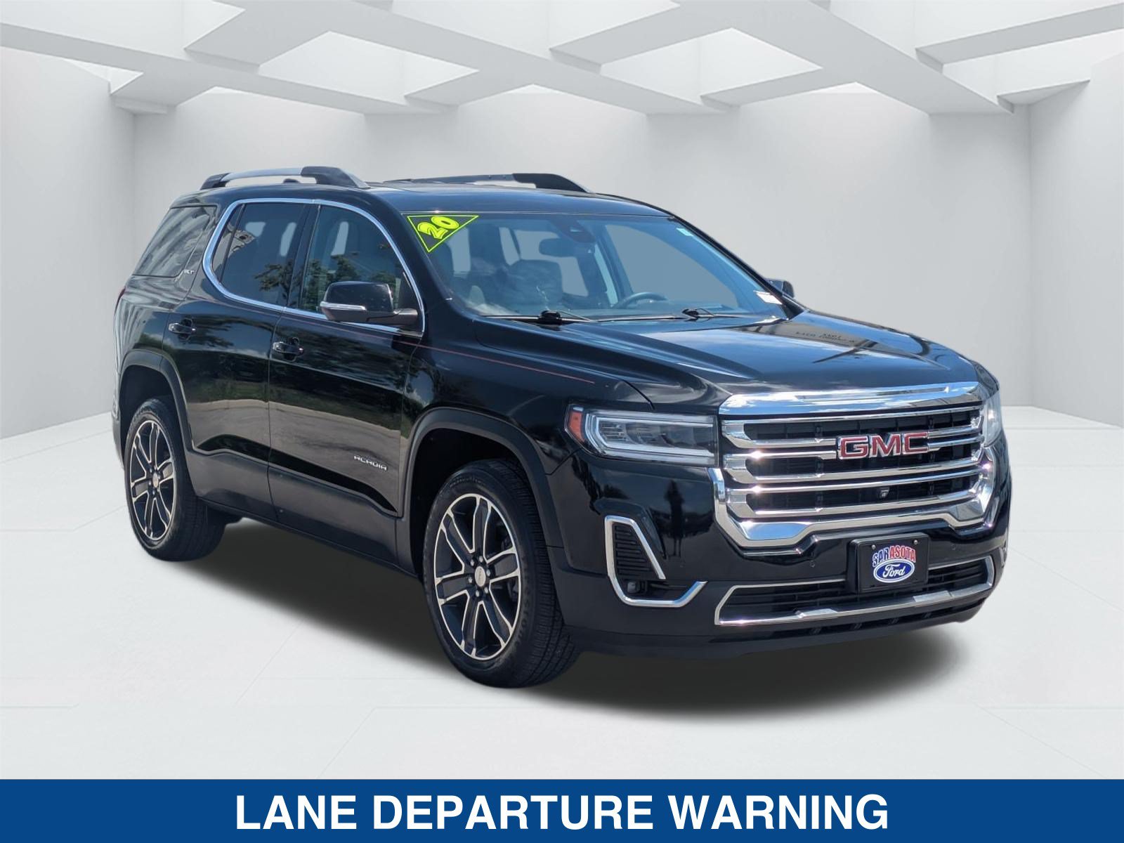 Used 2020 GMC Acadia SLT w/ Driver Alert Package II FWD image 3