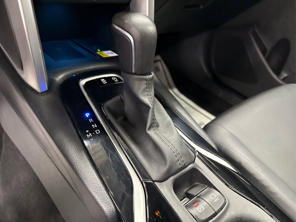 Used 2023 Toyota Corolla Cross XLE w/ Convenience Package image 31