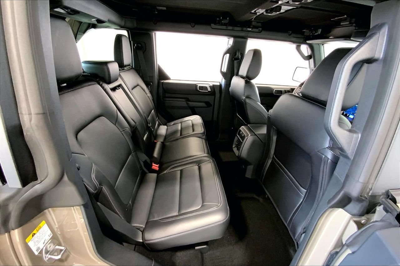 Certified 2026 Ford Bronco Outer Banks AWD/4WD image 20