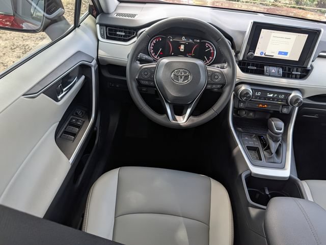 Used 2025 Toyota RAV4 XLE Premium FWD image 12