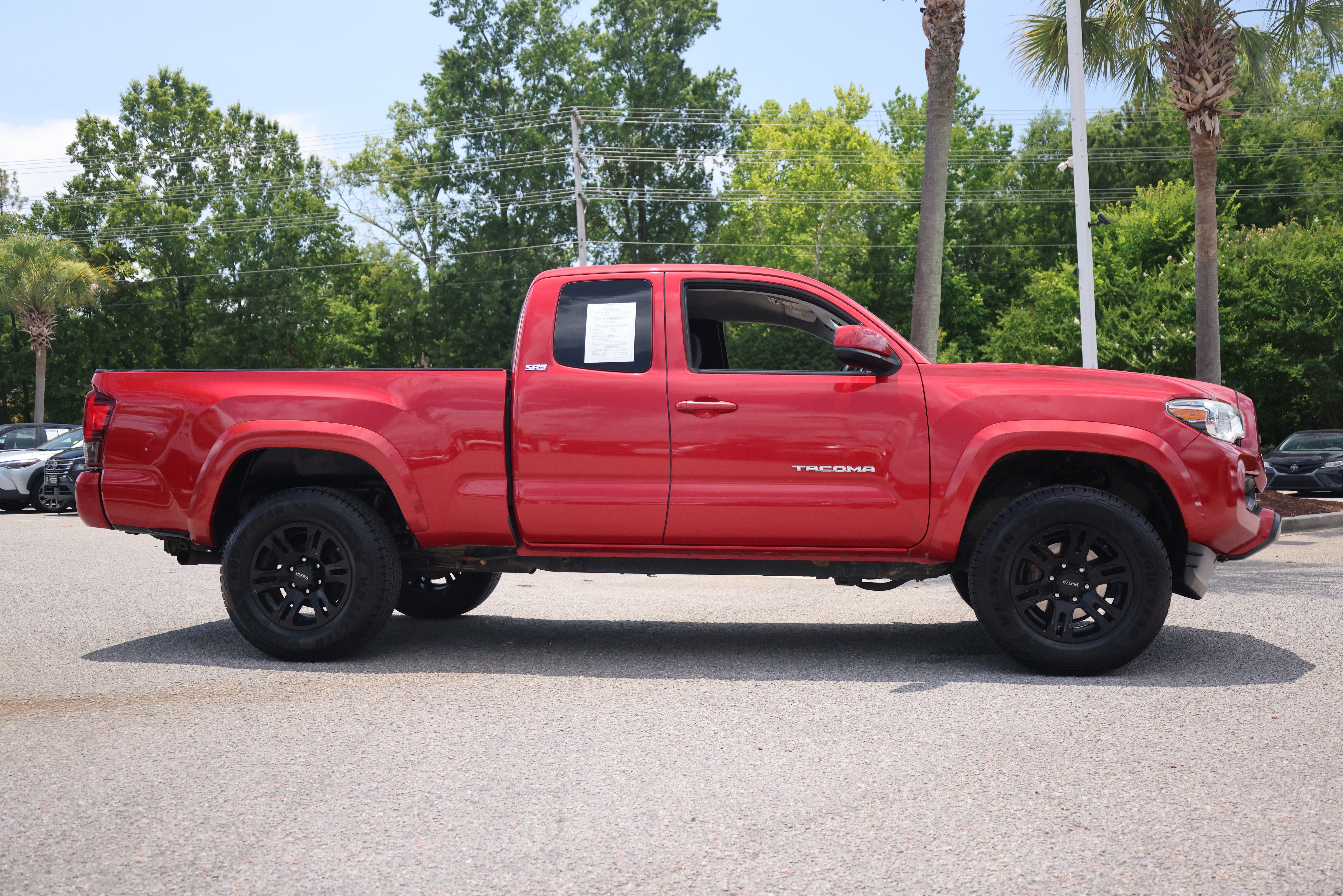 Used 2019 Toyota Tacoma SR5 RWD image 6