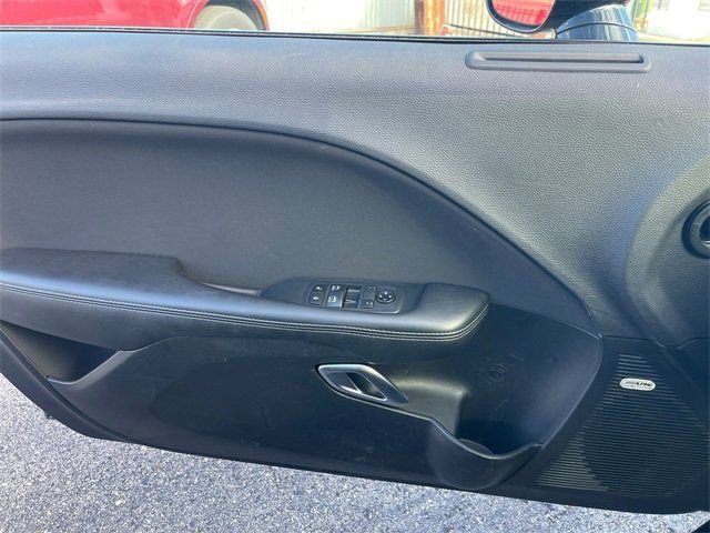 Used 2021 Dodge Challenger SXT image 19