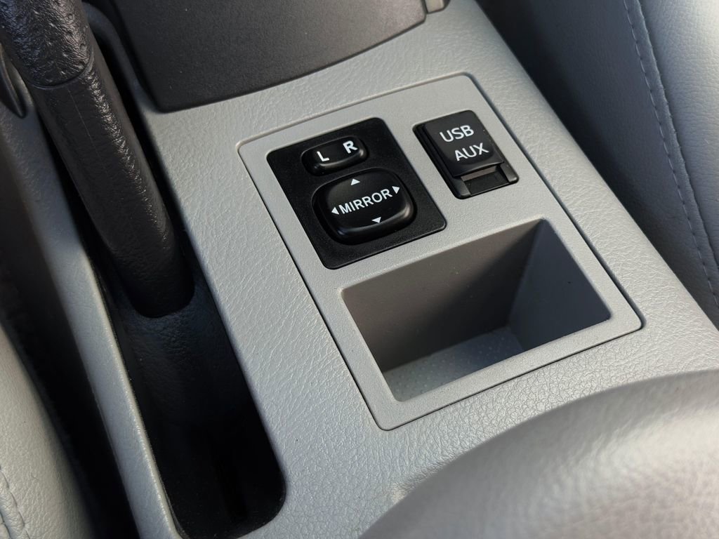Used 2012 Toyota RAV4 Limited w/ Premium Plus Value Pkg AWD/4WD image 31