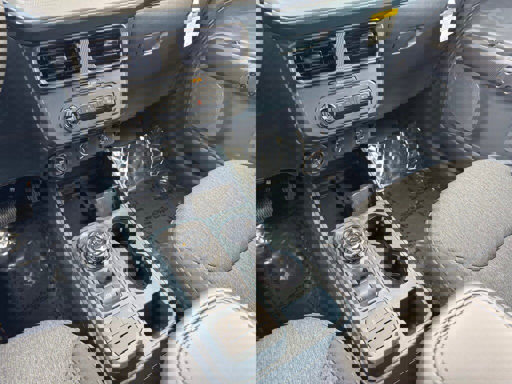 New 2025 Ford Maverick XLT w/ Black Appearance Package image 28