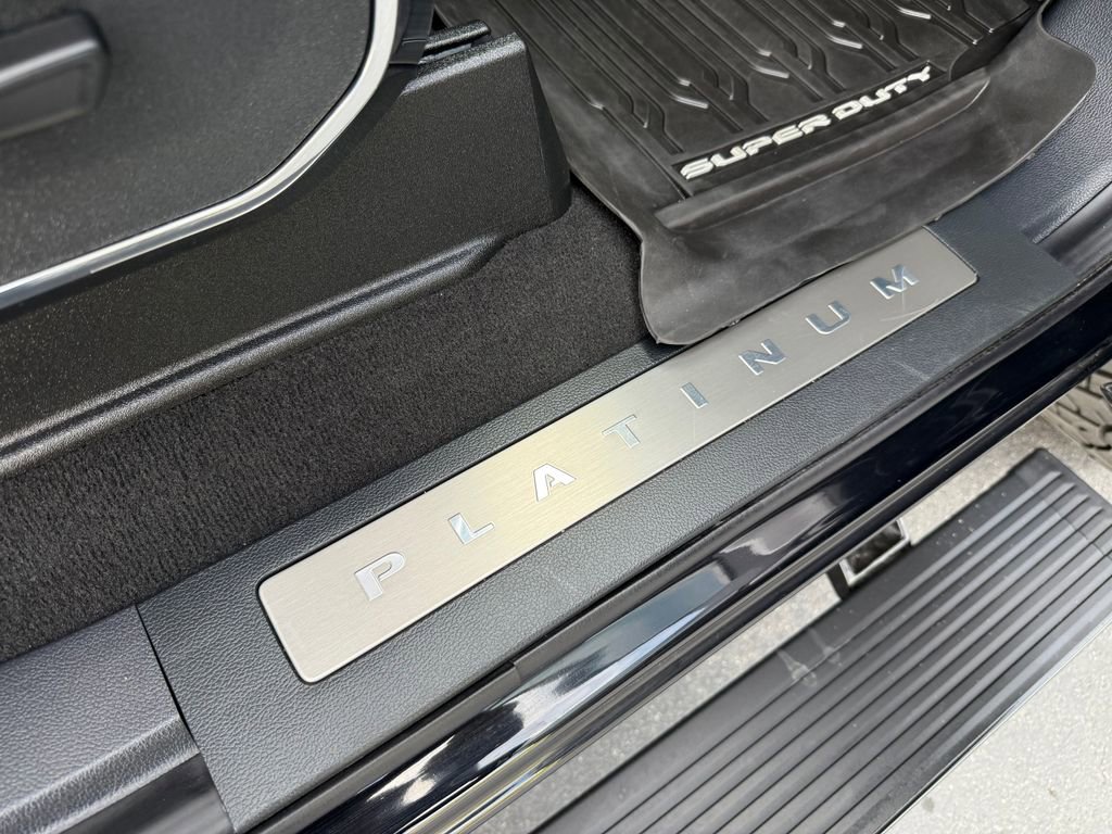 Used 2025 Ford F350 Platinum image 25