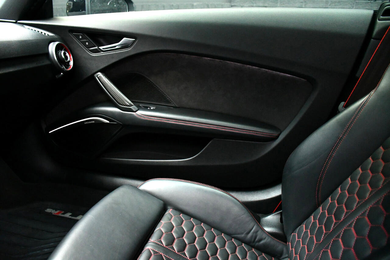 Used 2019 Audi TT RS w/ Technology Package image 36