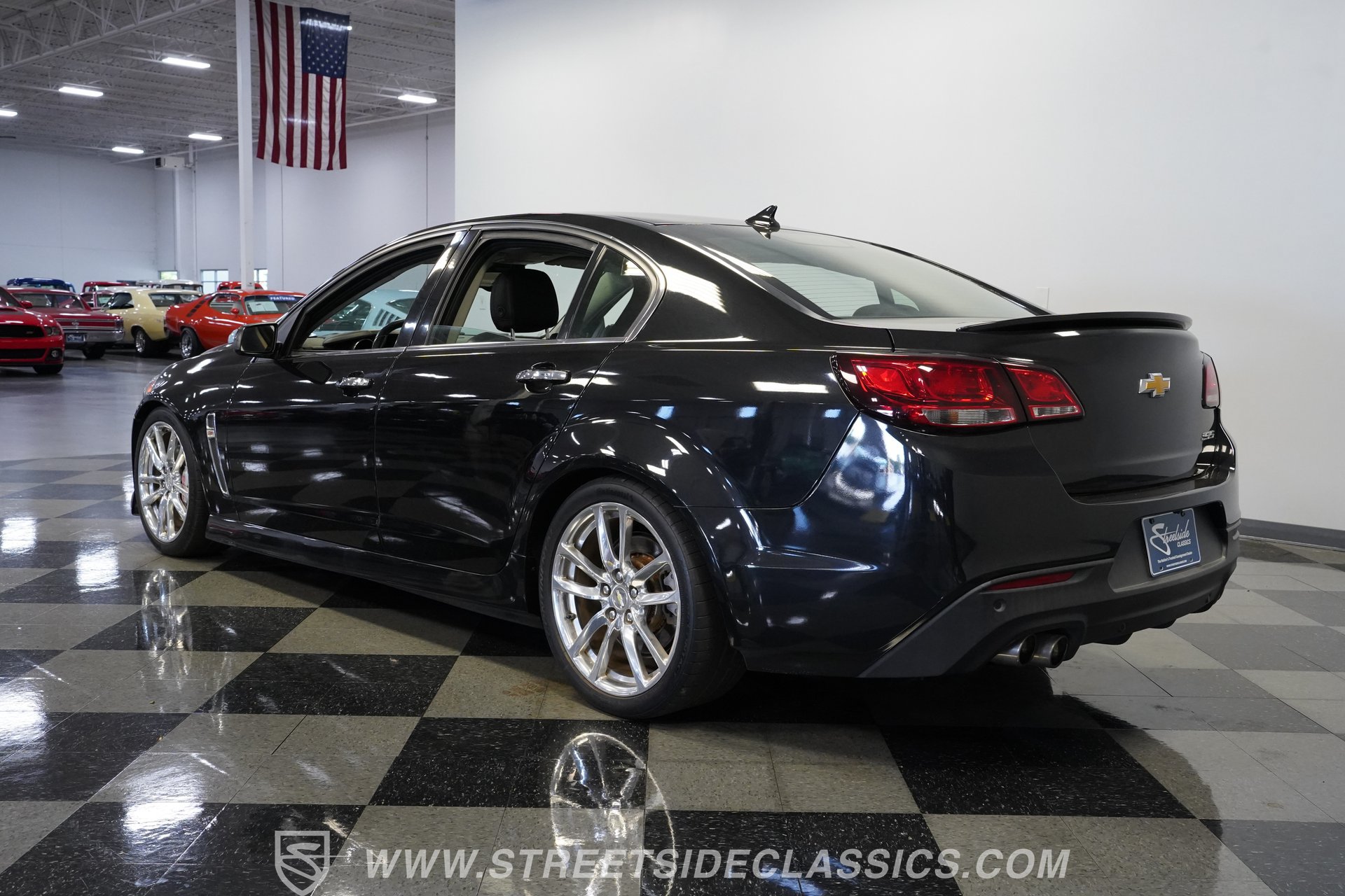 Used 2014 Chevrolet SS RWD image 10