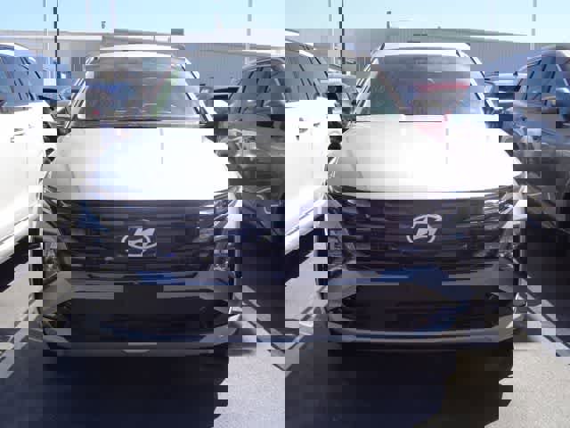 Used 2025 Hyundai Tucson SEL image 2