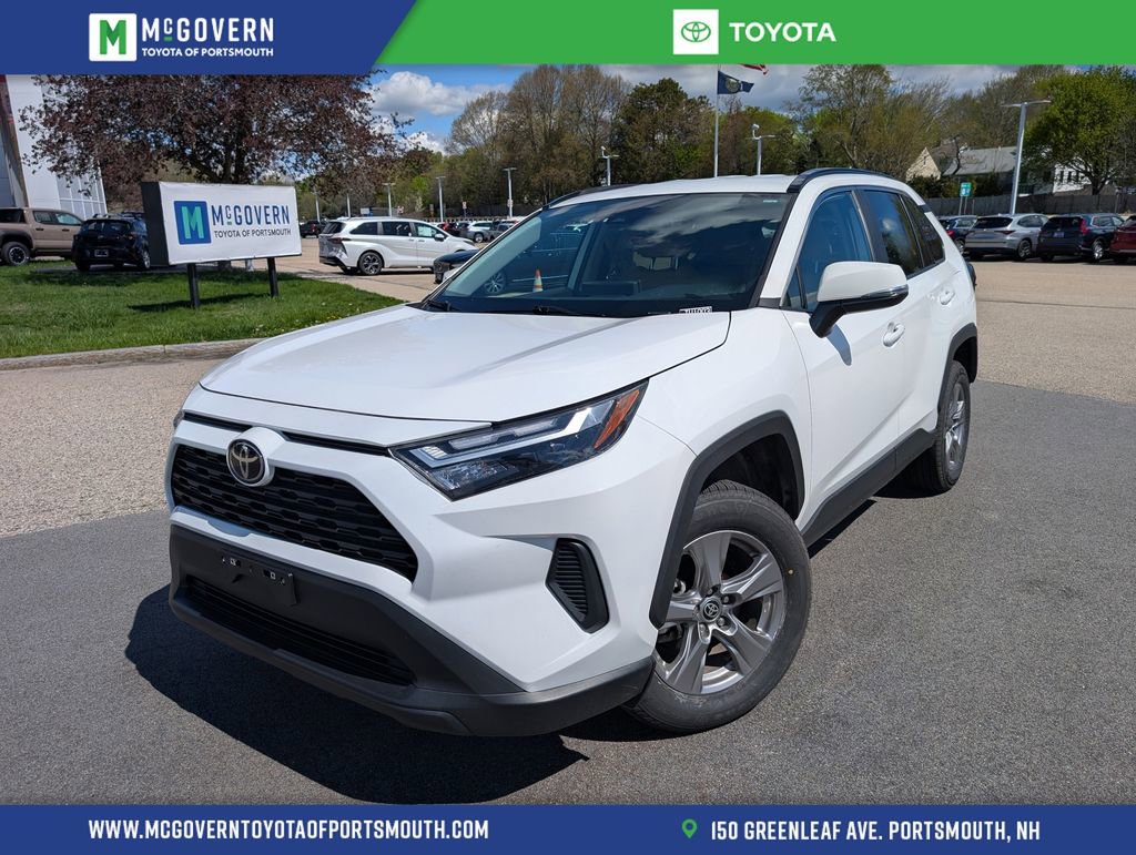 Used 2025 Toyota RAV4 XLE AWD/4WD video 1