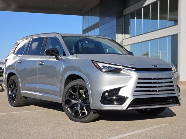 New 2026 Lexus TX 500h AWD image 2