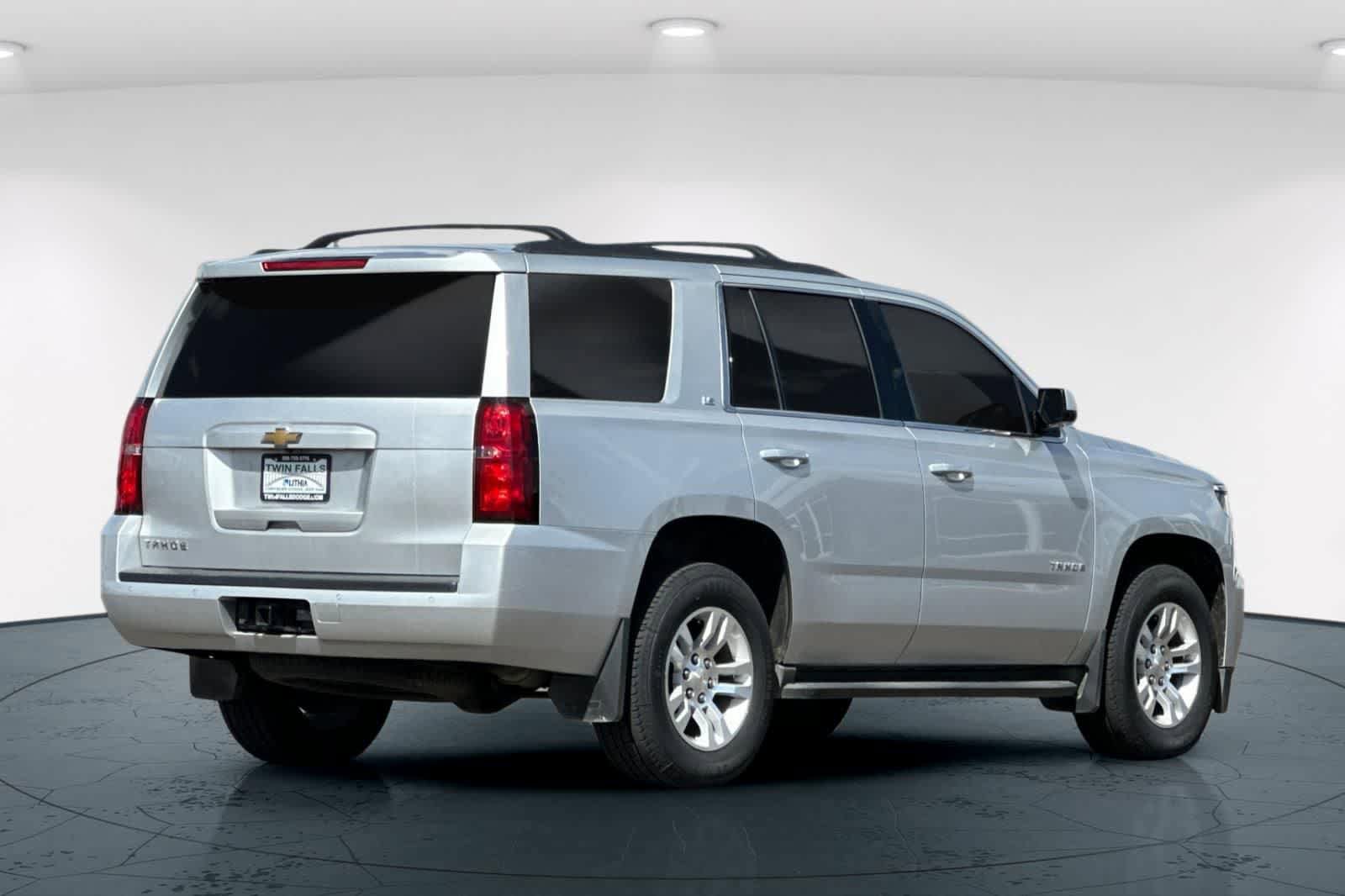 Used 2015 Chevrolet Tahoe LS w/ Max Trailering Package AWD/4WD image 2