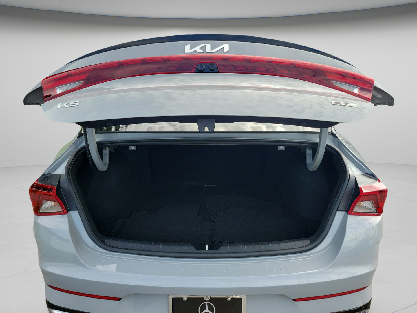 Used 2024 Kia K5 GT-Line FWD image 5