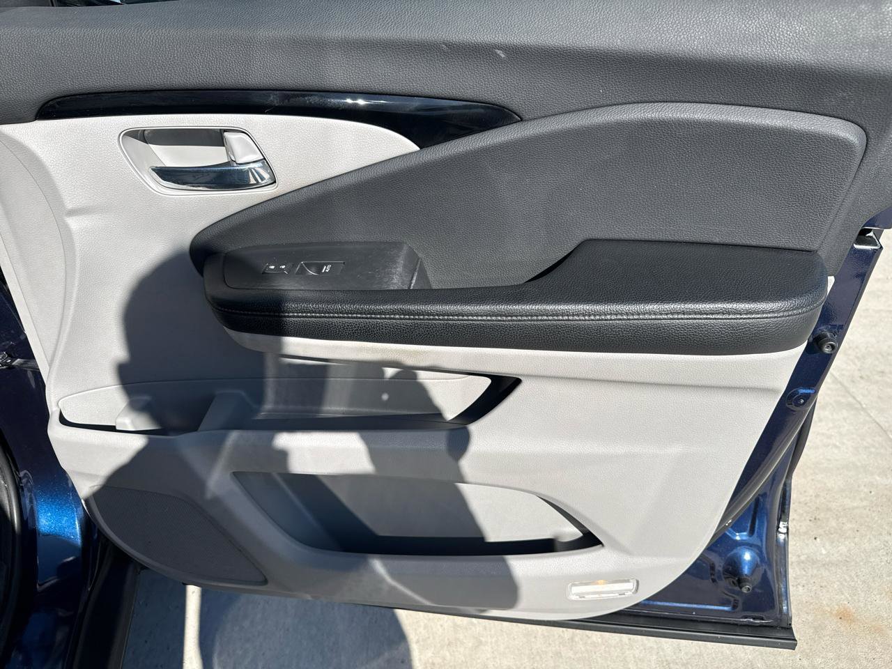 Used 2016 Honda Pilot Elite image 60