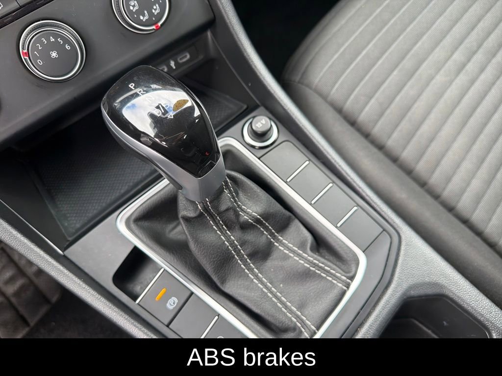 Used 2024 Volkswagen Jetta S image 21