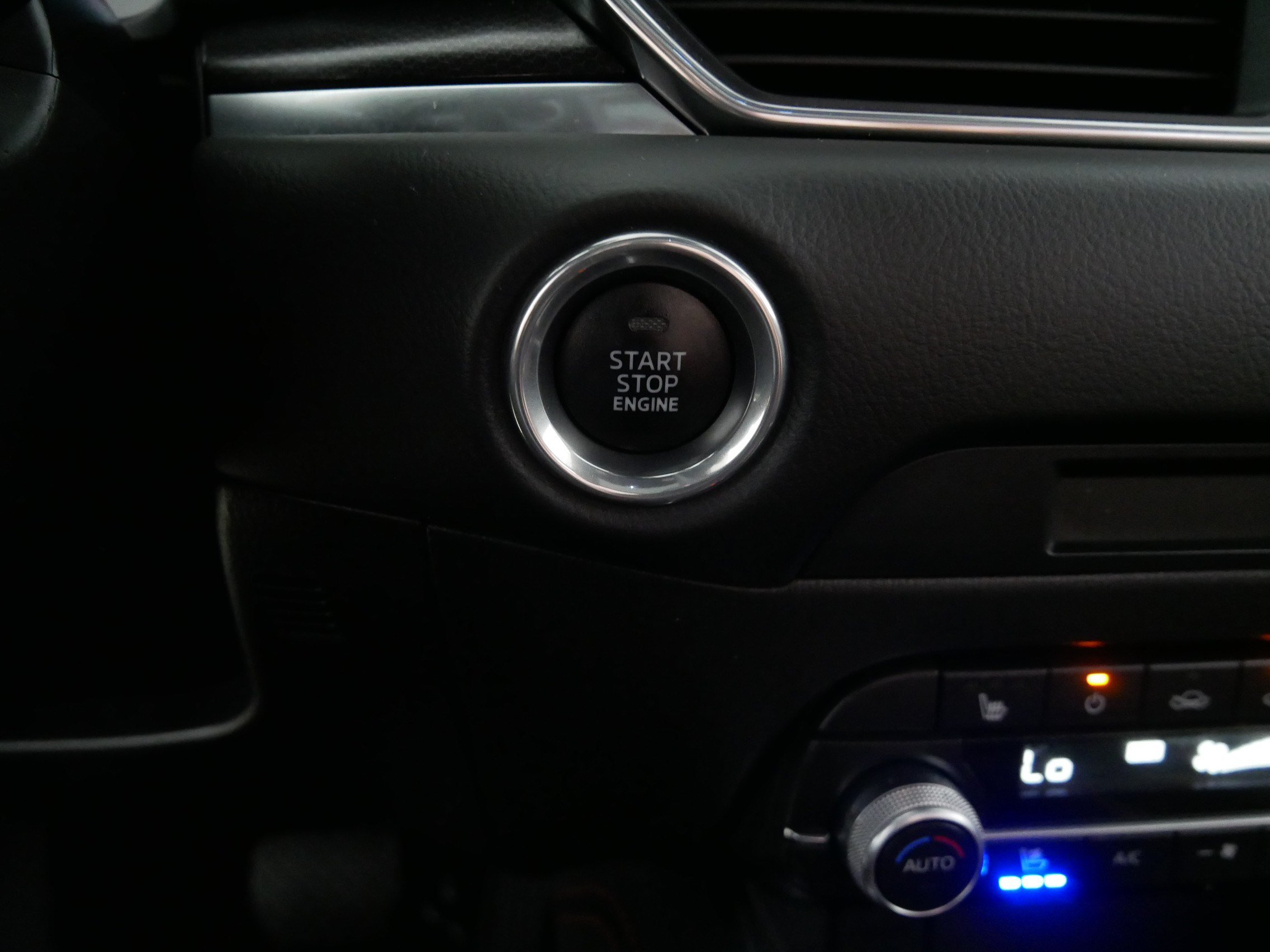 Certified 2025 MAZDA CX-5 Carbon Edition AWD/4WD image 30