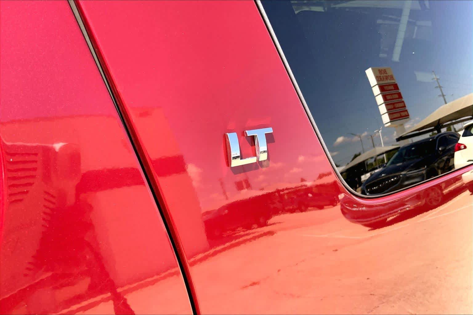 Used 2011 Chevrolet Tahoe LT w/ Texas Edition RWD image 9