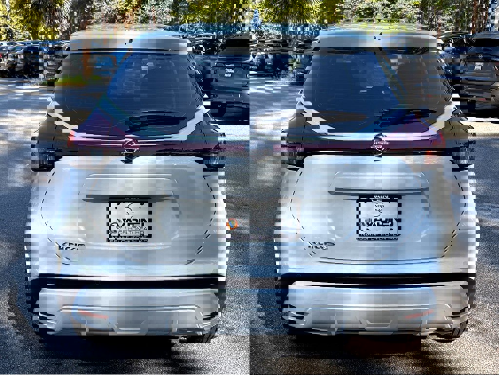 New 2025 Nissan Kicks Play S image 23