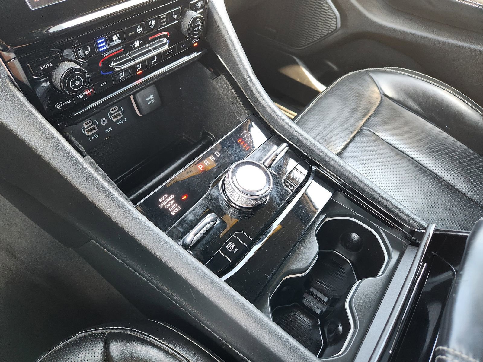 Used 2022 Jeep Grand Cherokee Overland image 29