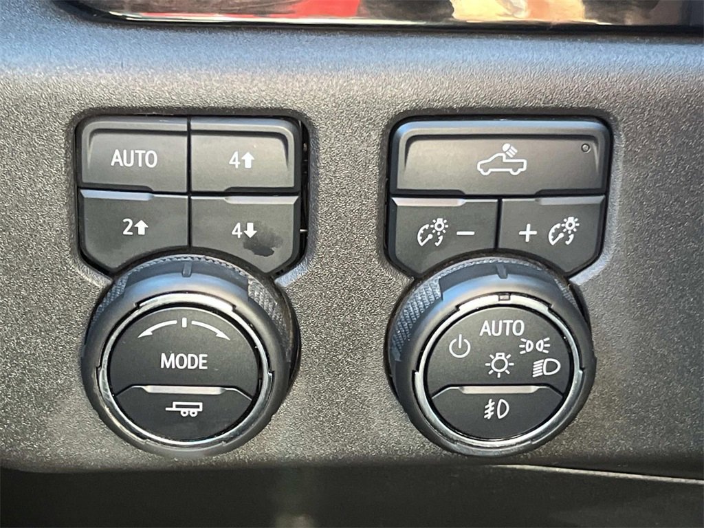 Used 2024 Chevrolet Silverado 1500 LT Trail Boss w/ Protection Package image 29