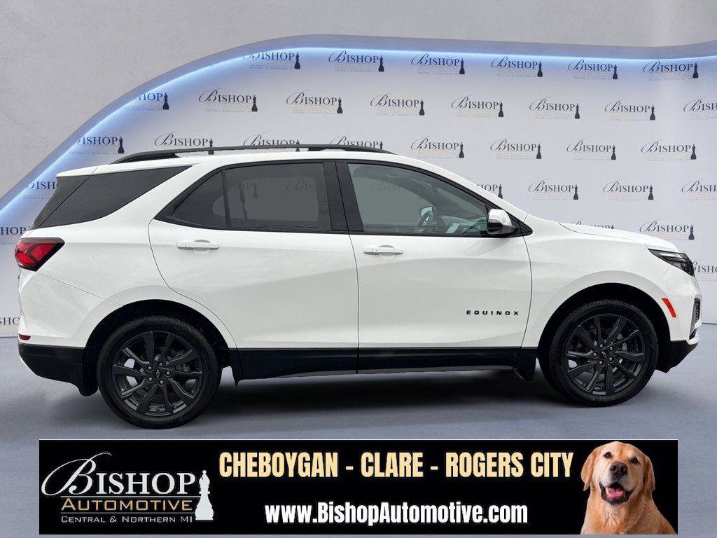 Used 2024 Chevrolet Equinox RS w/ RS Leather Package image 17