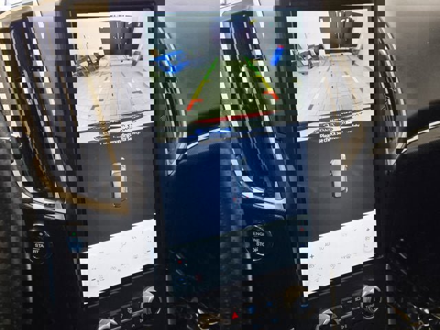 Used 2022 Ford Edge ST-Line w/ Class II Trailer Tow Package image 29