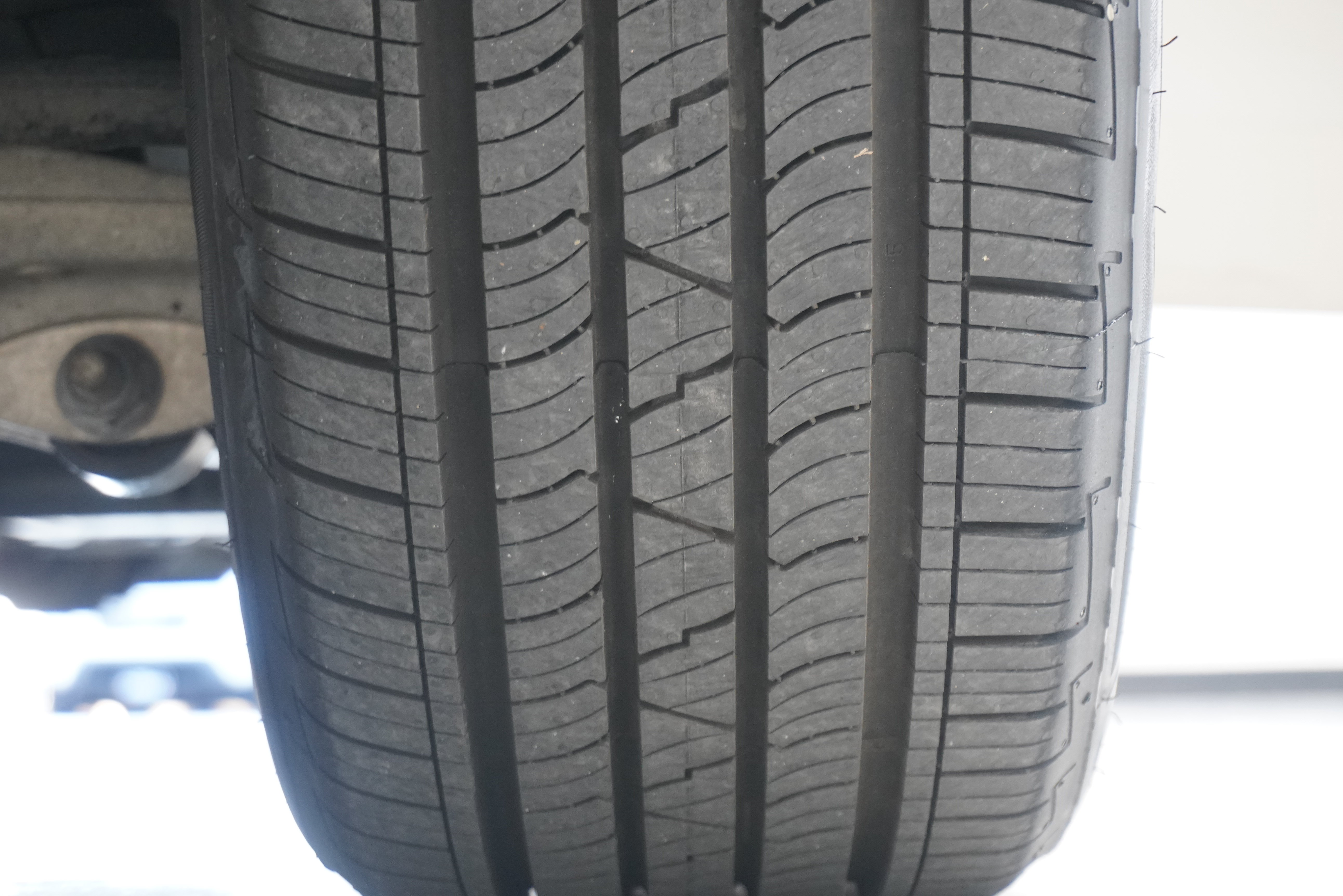 Used 2004 Ford Crown Victoria LX RWD image 21