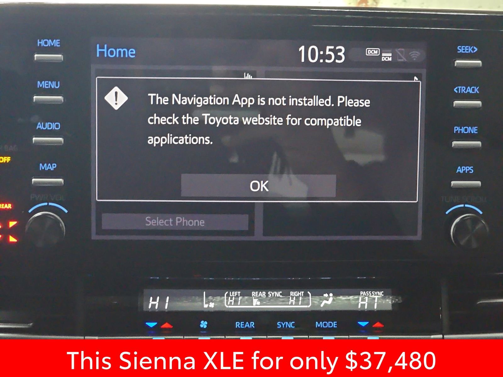 Used 2024 Toyota Sienna XLE image 30