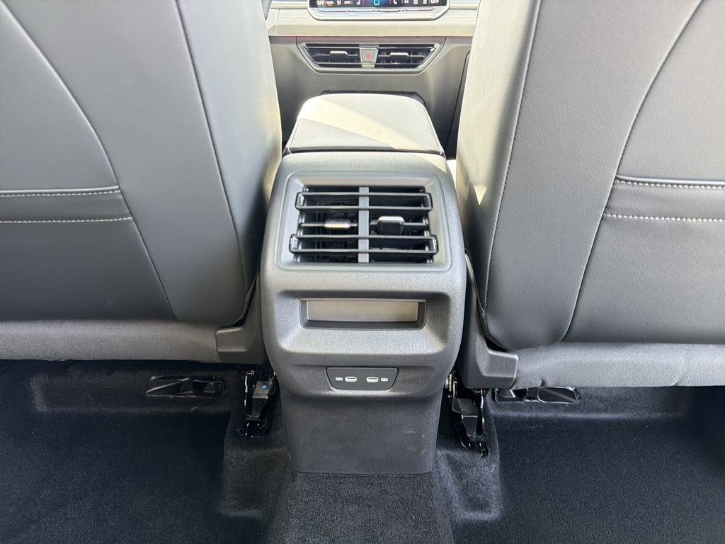 New 2026 Volkswagen Tiguan SE R-Line image 23