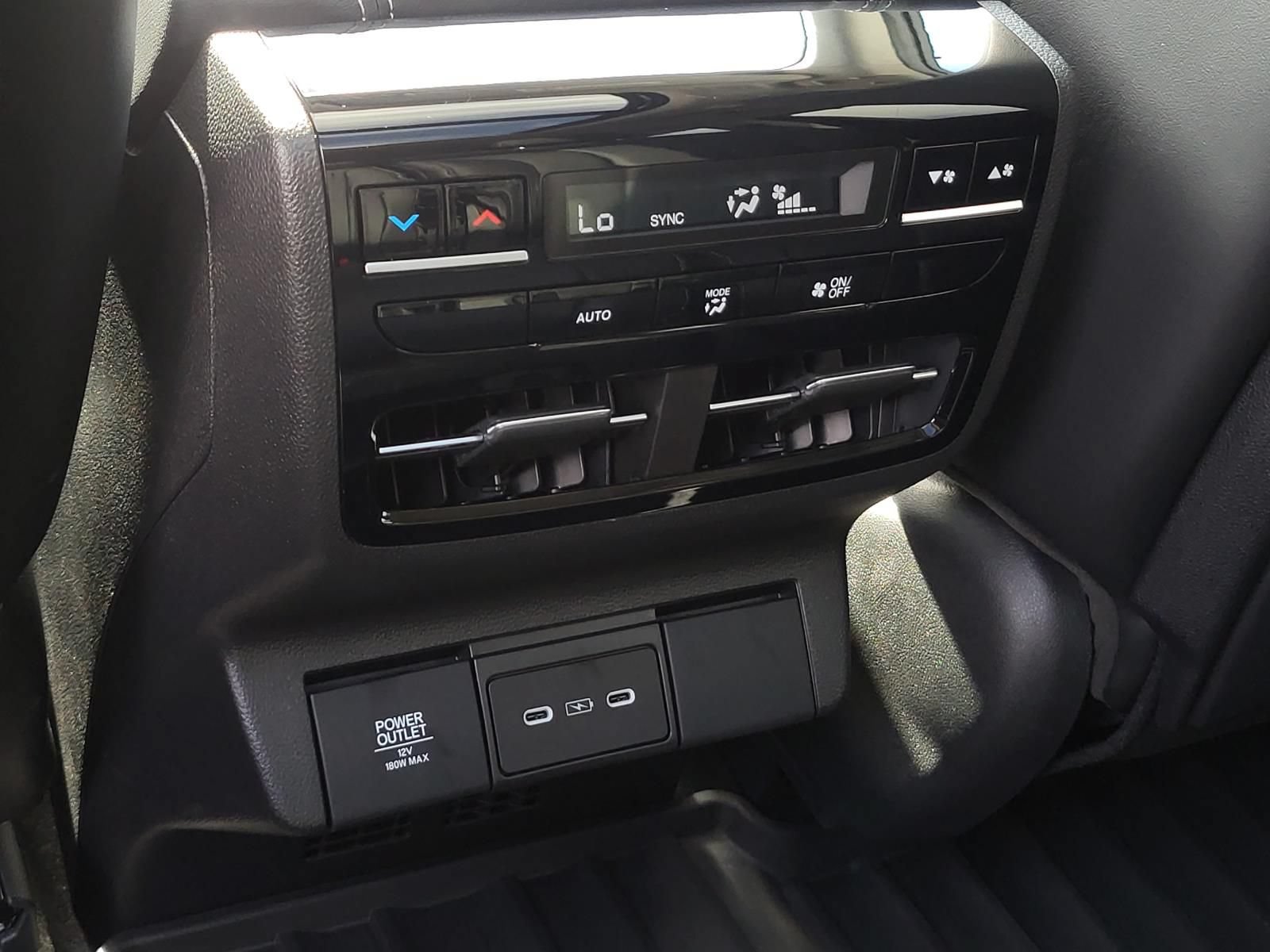 Used 2026 Acura MDX SH-AWD w/ Technology Package image 14