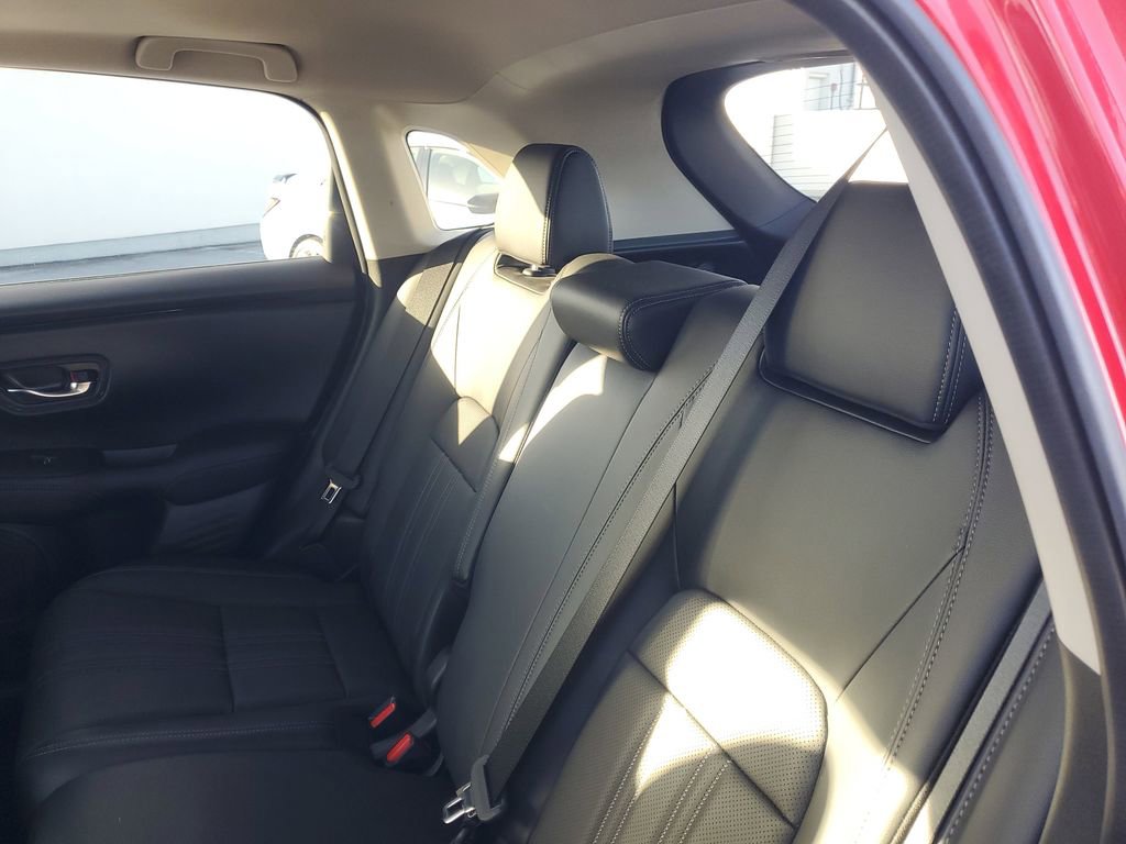 Used 2024 Honda HR-V EX-L image 12