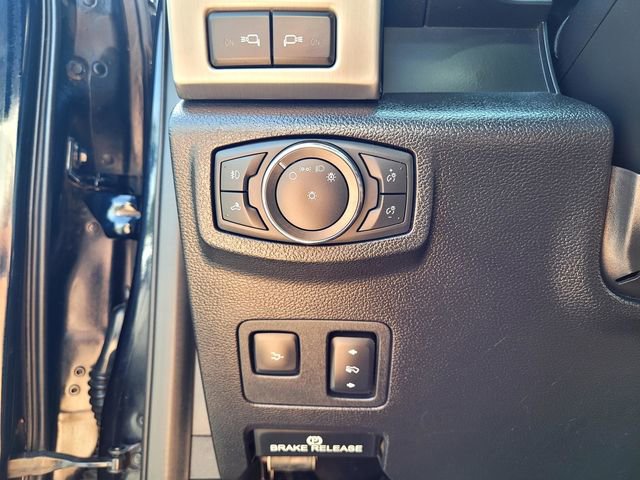 Certified 2021 Ford F250 Platinum w/ FX4 Off-Road Package AWD/4WD image 16