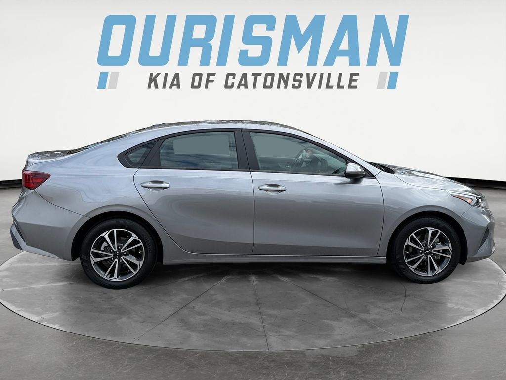 Used 2024 Kia Forte LXS image 7