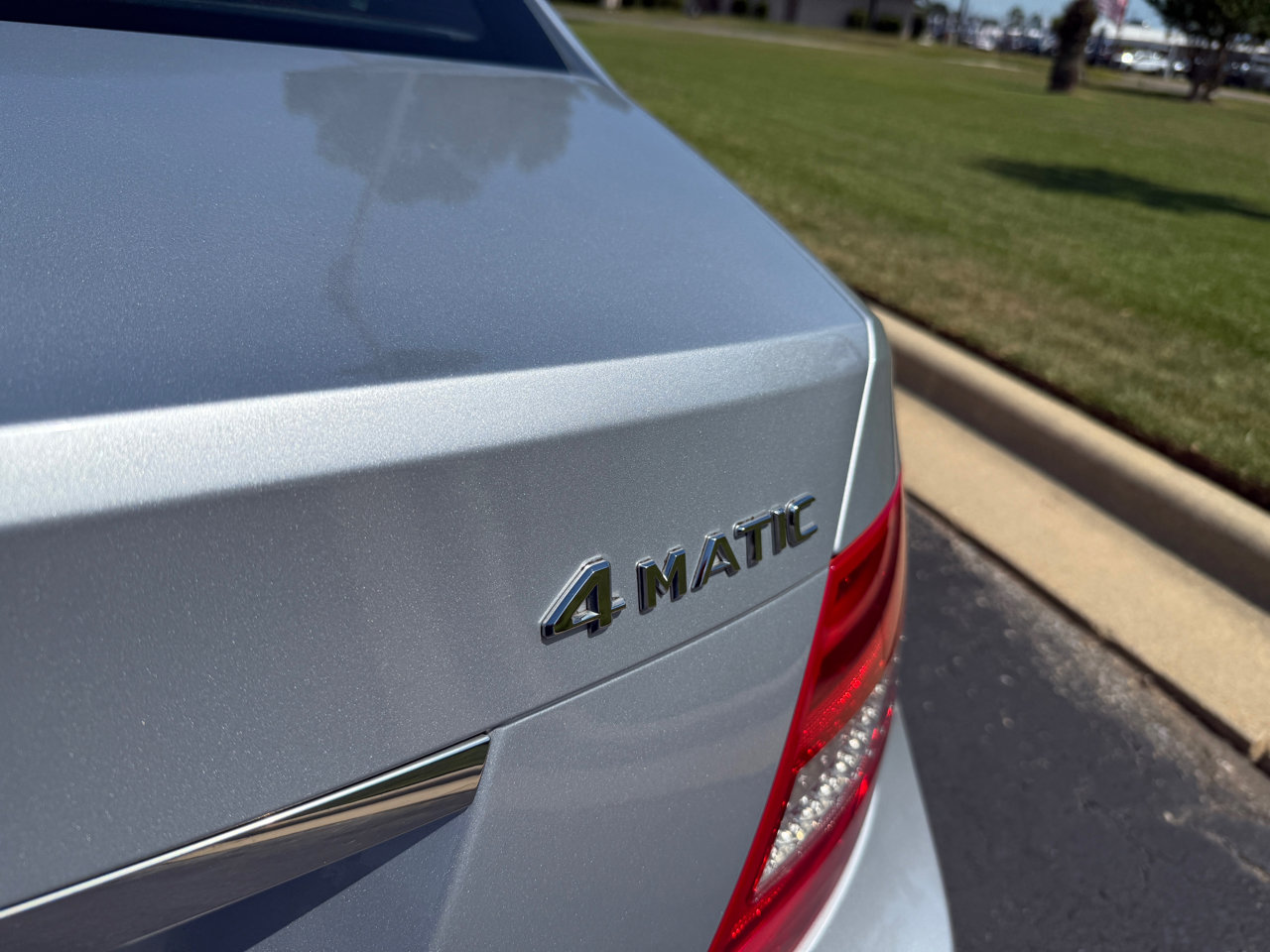 Used 2012 Mercedes-Benz C 300 Luxury image 10