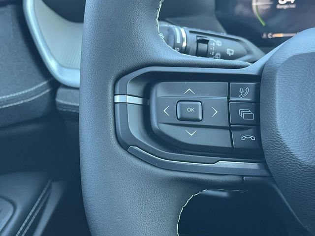 New 2026 Jeep Cherokee Laredo image 18