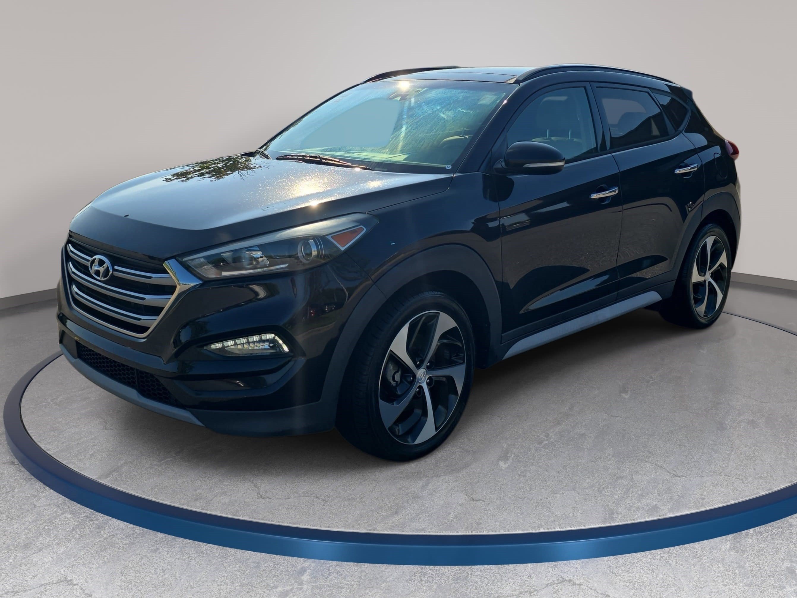 Used 2018 Hyundai Tucson Limited w/ Ultimate Package 02