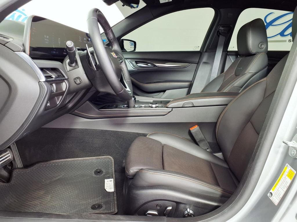 Used 2025 Cadillac CT5 Sport RWD image 7