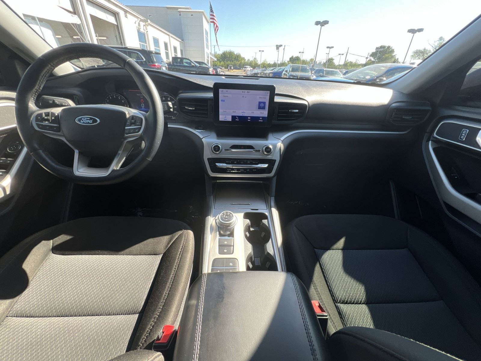 Used 2022 Ford Explorer XLT RWD image 30