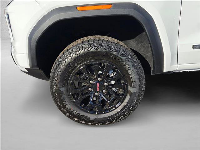 New 2026 GMC Canyon Elevation RWD image 10