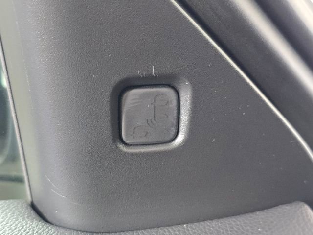 Used 2025 Acura RDX SH-AWD image 36