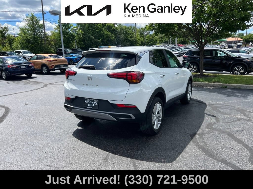 Used 2024 Buick Encore GX Preferred FWD image 5