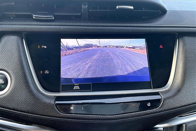 Used 2022 Cadillac XT5 Premium Luxury image 17